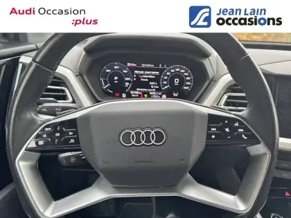 Photo 11 Audi Q4  e-tron 40 204 ch 82 kW