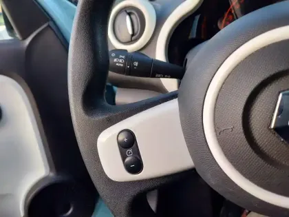 Photo 23 Renault Twingo  III SCe 65