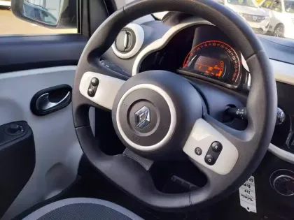 Photo 66 Renault Twingo  III SCe 65