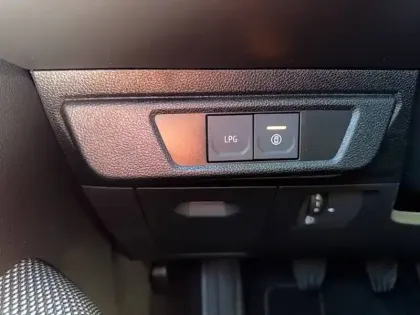 Photo 26 Dacia Sandero  ECO-G 100 GSR2