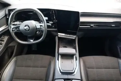 Photo 8 Renault Austral  E-Tech hybrid 200