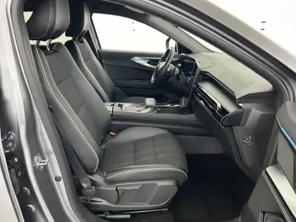 Photo 22 Renault Austral  E-Tech hybrid 200