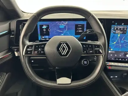 Photo 49 Renault Austral  E-Tech hybrid 200