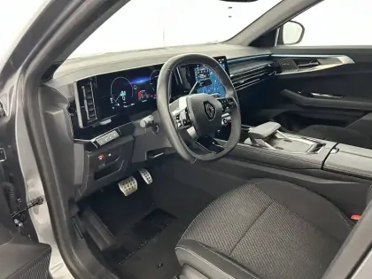 Photo 18 Renault Espace  E-Tech hybrid 200