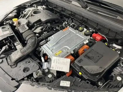 Photo 30 Renault Arkana  E-Tech hybride 145 - 22