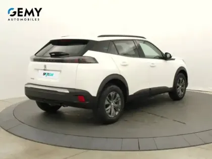 Photo 76 Peugeot 2008  PureTech 100 S&S BVM6
