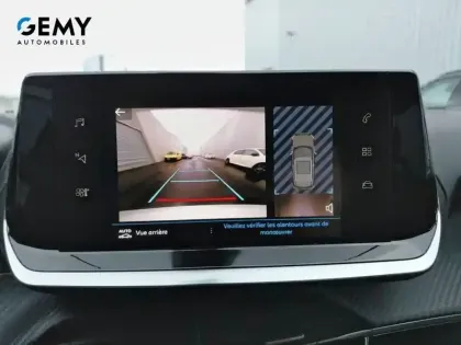 Photo 12 Peugeot 2008  PureTech 100 S&S BVM6