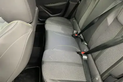 Photo 13 Peugeot 208  Hybrid 110 e-DCS6