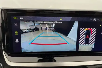 Photo 18 Peugeot 208  Hybrid 110 e-DCS6