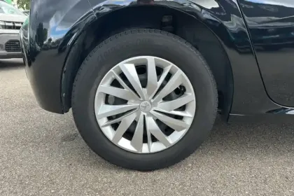 Photo 23 Peugeot 208  PureTech 75 S&S BVM5