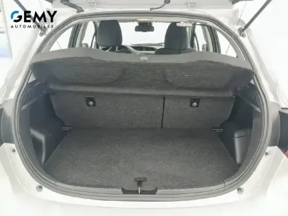 Photo 49 Toyota Yaris  110 VVT-i