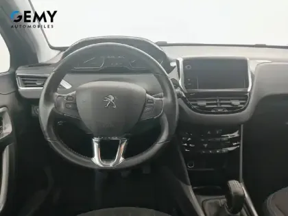 Photo 7 Peugeot 2008  1.2 PureTech 82ch BVM5