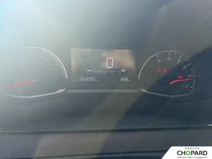 Photo 16 Peugeot 208  PureTech 75 S&S BVM5