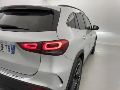 Photo 31 Mercedes GLA  200 d 8G-DCT