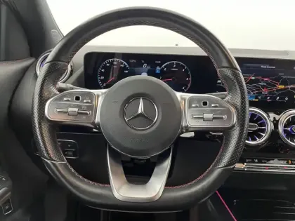 Photo 22 Mercedes GLA  200 d 8G-DCT