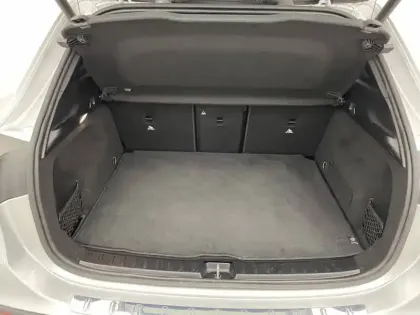 Photo 13 Mercedes GLA  200 d 8G-DCT