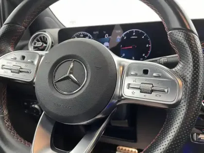 Photo 23 Mercedes GLA  200 d 8G-DCT