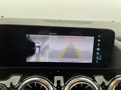 Photo 25 Mercedes GLA  200 d 8G-DCT