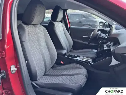 Photo 15 Peugeot 208  Hybrid 110 e-DCS6