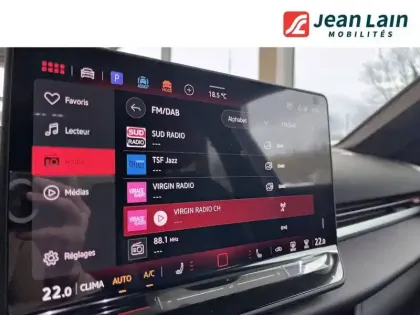 Photo 15 Volkswagen T-roc  1.5 eTSI EVO2 Hybrid 150 ch DSG7