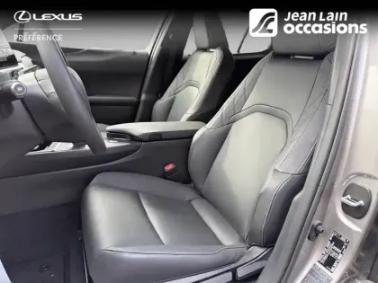 Photo 19 Lexus UX  300h 2WD