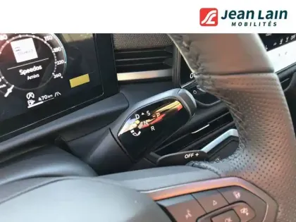 Photo 12 Volkswagen T-roc  1.5 eTSI EVO2 Hybrid 150 ch DSG7