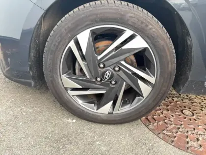 Photo 8 Hyundai I20  1.0 T-GDi 100 Hybrid 48V