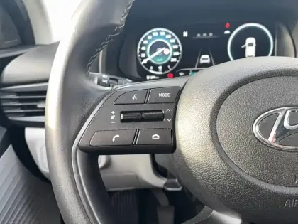 Photo 14 Hyundai I20  1.0 T-GDi 100 Hybrid 48V