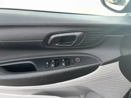 Photo 29 Hyundai I20  1.0 T-GDi 100 Hybrid 48V