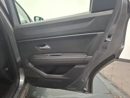 Photo 13 Dacia Bigster  Hybrid 155