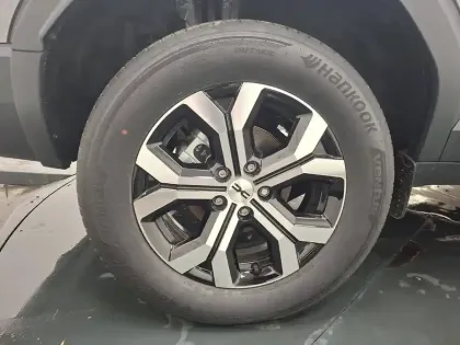 Photo 34 Dacia Bigster  Hybrid 155