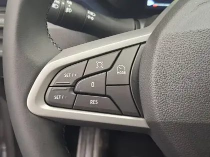 Photo 26 Dacia Bigster  Hybrid 155