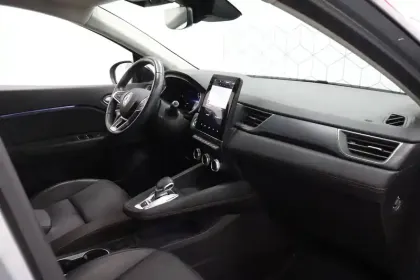 Photo 14 Renault Captur  E-Tech Plug-in 160