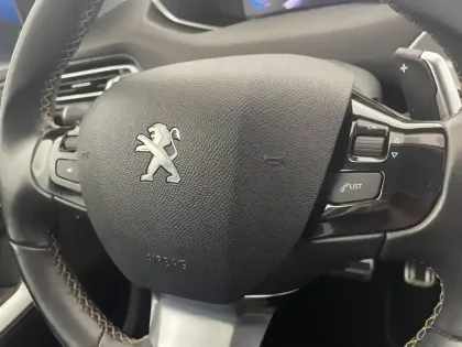 Photo 60 Peugeot 308  PureTech 130ch S&S EAT8