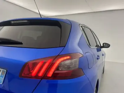 Photo 94 Peugeot 308  PureTech 130ch S&S EAT8