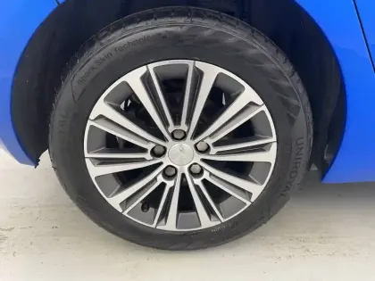 Photo 18 Peugeot 308  PureTech 130ch S&S EAT8