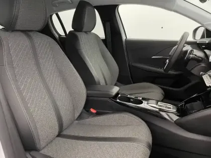 Photo 90 Peugeot 208  PureTech 100 S&S EAT8