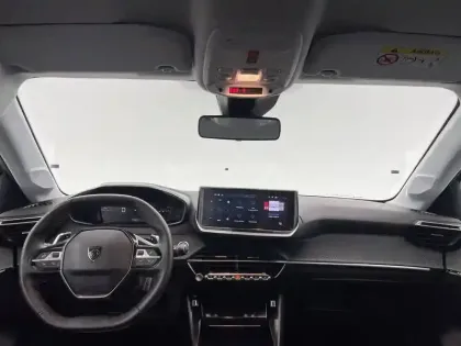 Photo 61 Peugeot 208  PureTech 100 S&S EAT8