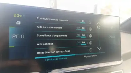 Photo 27 Peugeot 3008  Hybrid 225 e-EAT8