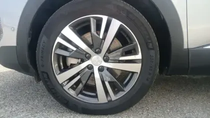 Photo 11 Peugeot 3008  Hybrid 225 e-EAT8