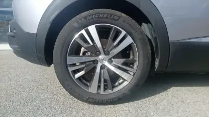 Photo 13 Peugeot 3008  Hybrid 225 e-EAT8