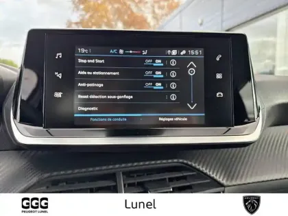 Photo 18 Peugeot 208  BLUEHDI 100 S&S BVM6