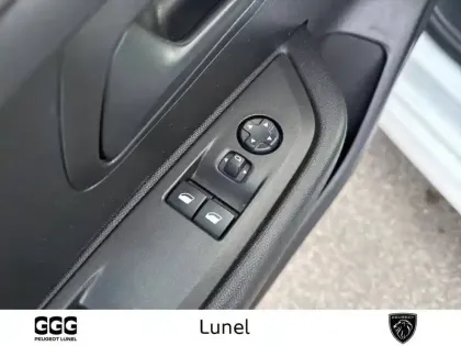 Photo 11 Peugeot 208  BLUEHDI 100 S&S BVM6