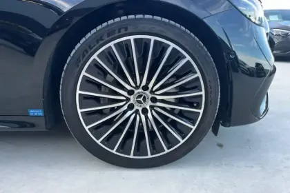 Photo 14 Mercedes Classe E  300 de Hybrid EQ 9G-Tronic