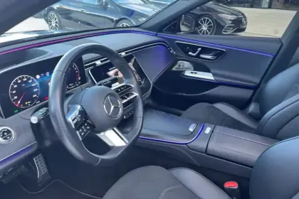 Photo 24 Mercedes Classe E  300 de Hybrid EQ 9G-Tronic