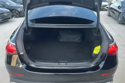 Photo 8 Mercedes Classe E  300 de Hybrid EQ 9G-Tronic