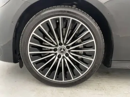 Photo 48 Mercedes Classe E  300 de Hybrid EQ 9G-Tronic