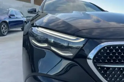 Photo 29 Mercedes Classe E  300 de Hybrid EQ 9G-Tronic