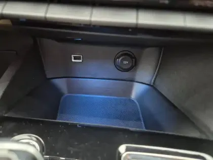 Photo 13 Peugeot 3008  Hybrid 225 e-EAT8