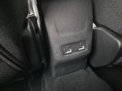 Photo 20 Peugeot 208  Electrique 50 kWh 136ch